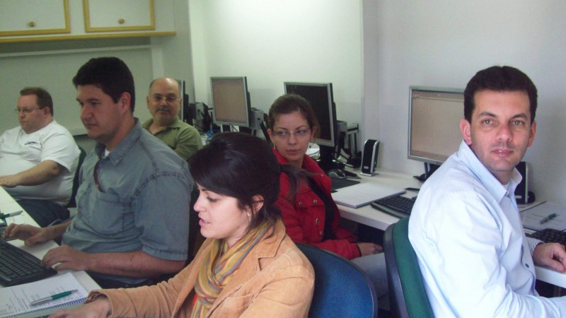 Colaboradores fazem curso na Unidade do Senai